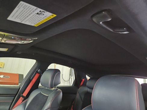 Used 2022 Genesis GV70 3.5T Sport w/ Sport Prestige Package image 12