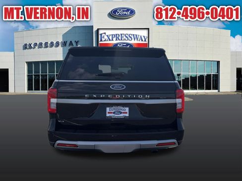 Used 2024 Ford Expedition XLT AWD/4WD image 8