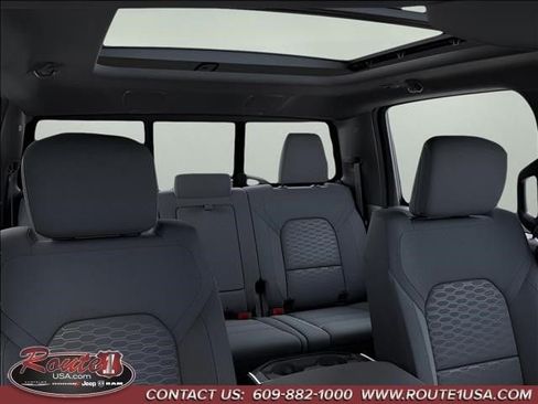 New 2026 RAM 1500 4x4 Crew Cab image 27