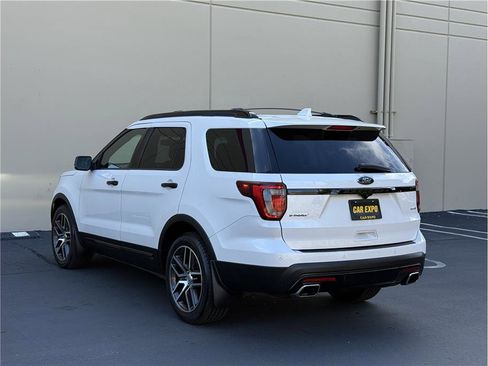 Used 2016 Ford Explorer Sport w/ Equipment Group 401A AWD/4WD image 5