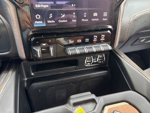 Used 2022 RAM 3500 Limited image 20