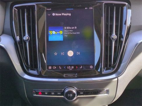 Certified 2024 Volvo S60 B5 Core image 16