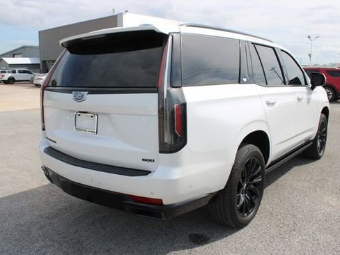 Used 2024 Cadillac Escalade Sport Platinum w/ LPO, ONYX Package AWD/4WD image 5