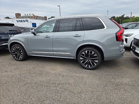 New 2026 Volvo XC90 B6 Plus w/ Protection Package Premier image 3