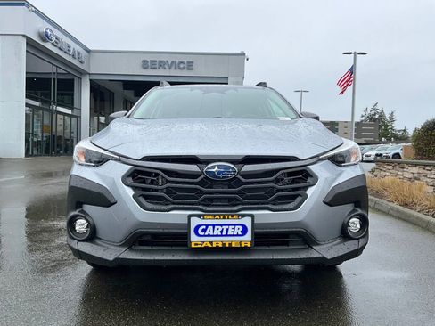 Used 2025 Subaru Crosstrek 2.0i Premium image 3