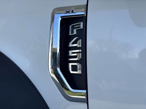 Used 2019 Ford F450 XL w/ XL Value Package image 5