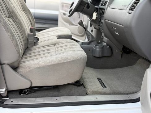 Used 2004 Toyota Tacoma 2WD Regular Cab image 32