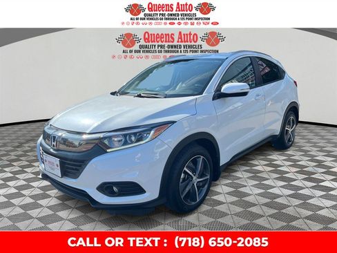 Used 2022 Honda HR-V EX image 2