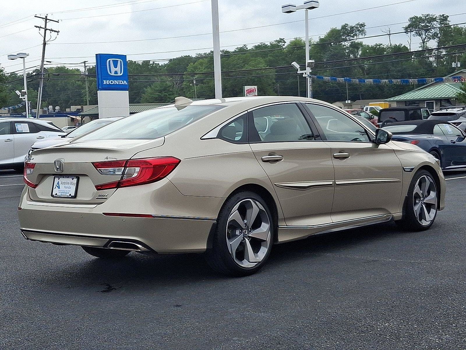 Used 2020 Honda Accord Touring image 6