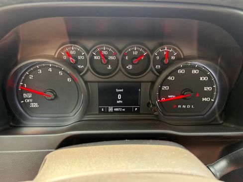 Used 2021 Chevrolet Silverado 1500 Custom AWD/4WD image 19