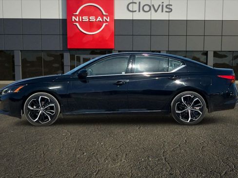 Used 2024 Nissan Altima 2.5 SR FWD image 6