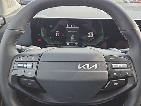 New 2026 Kia Sportage S AWD/4WD image 32