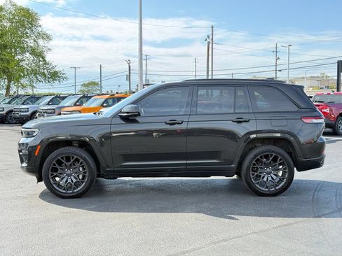 Certified 2024 Jeep Grand Cherokee Summit AWD/4WD image 12