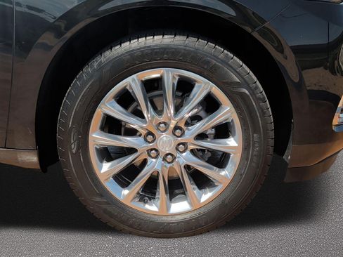 Used 2021 Buick Enclave Essence w/ Sound and Sites Package FWD image 7