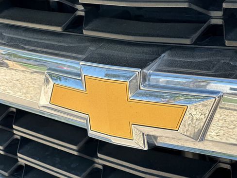 Used 2018 Chevrolet Silverado 1500 LT w/ All Star Edition RWD image 16