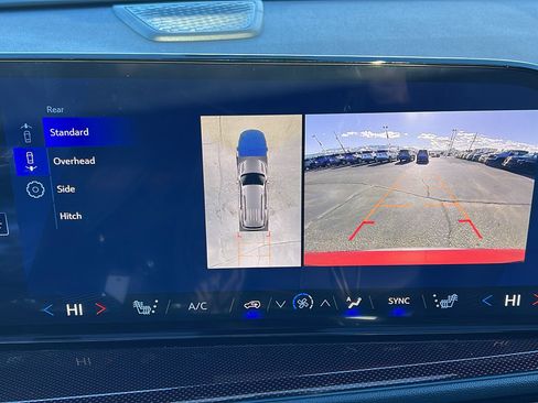 New 2026 Chevrolet Traverse Z71 w/ Enhanced Driving Package image 26