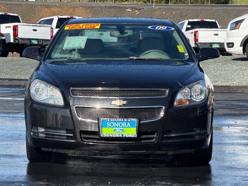 Used 2009 Chevrolet Malibu LT w/ Premium Mat Package image 9