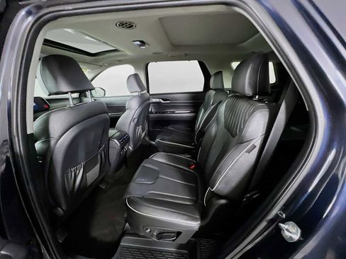 Used 2023 Hyundai Palisade Limited image 24