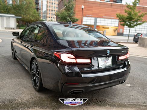 Used 2022 BMW 540i w/ M Sport Package image 5
