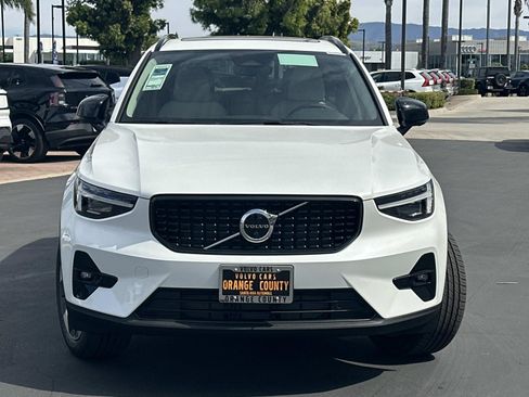 New 2026 Volvo XC40 B5 Plus w/ Protection Package Premier AWD/4WD image 2