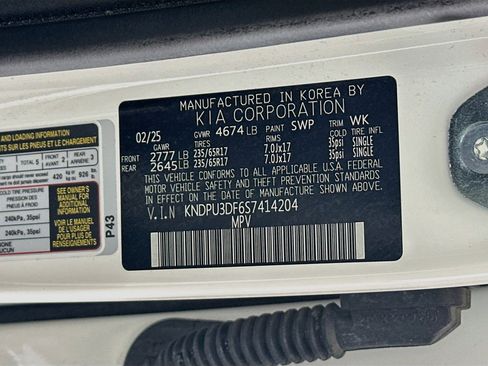 Used 2025 Kia Sportage LX FWD image 12