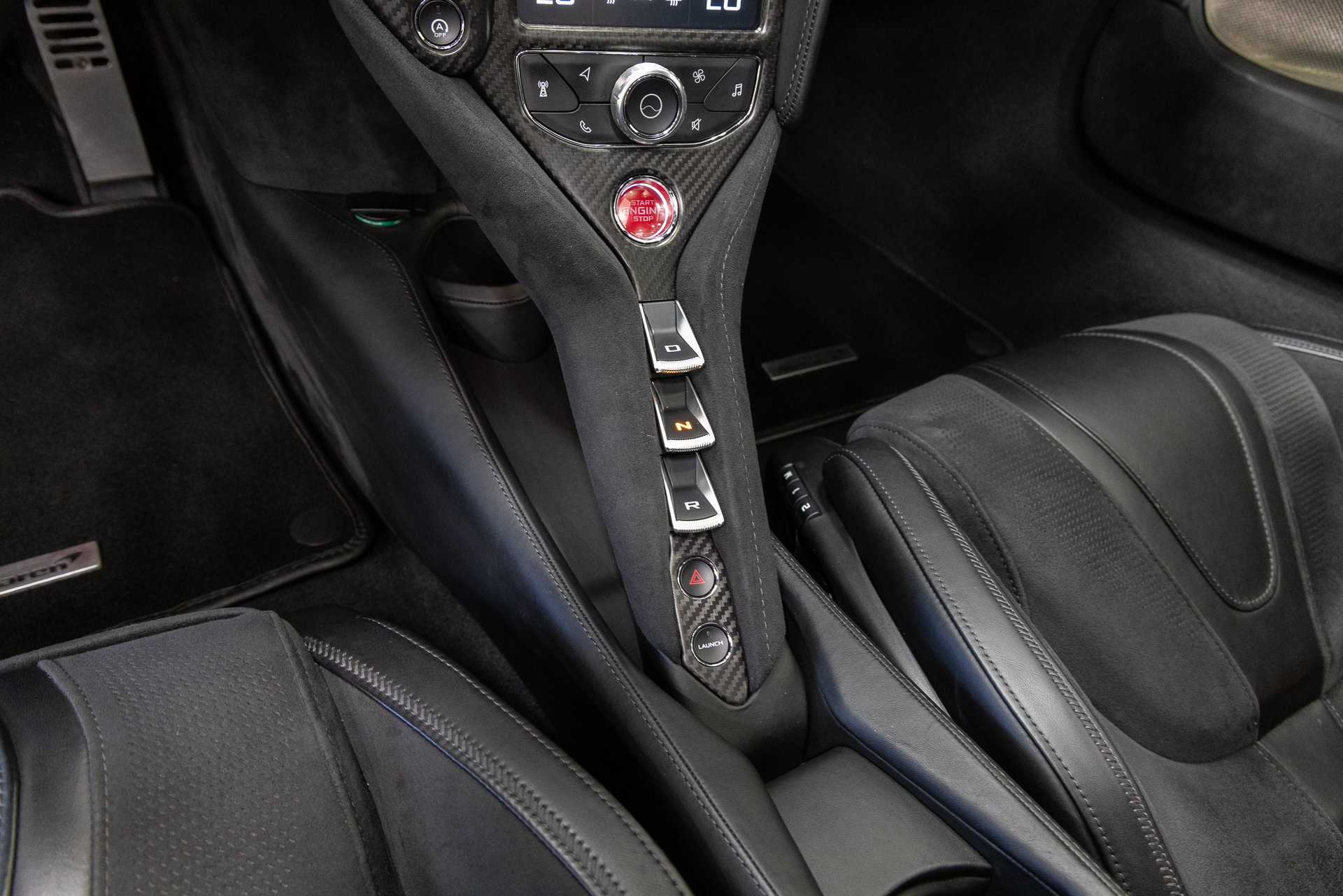 Used 2019 McLaren 720S Performance RWD image 19