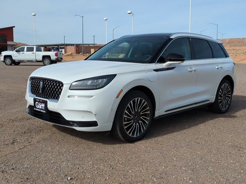 Used 2021 Lincoln Corsair Grand Touring image 7