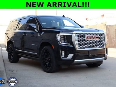 Used 2024 GMC Yukon Denali w/ Advanced Technology Package AWD/4WD image 1