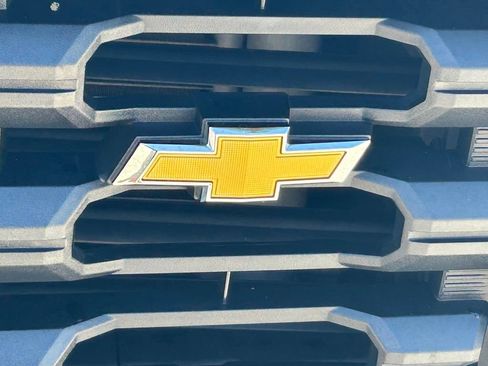 Used 2023 Chevrolet Silverado 2500 Custom w/ Custom Value Package AWD/4WD image 20