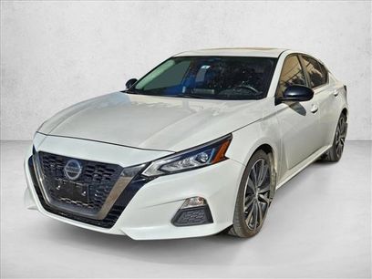 Used 2020 Nissan Altima 2.5 SR w/ Premium Package