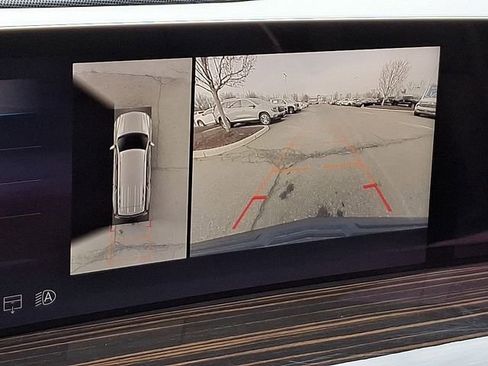 Certified 2025 Cadillac Escalade Premium Luxury image 18