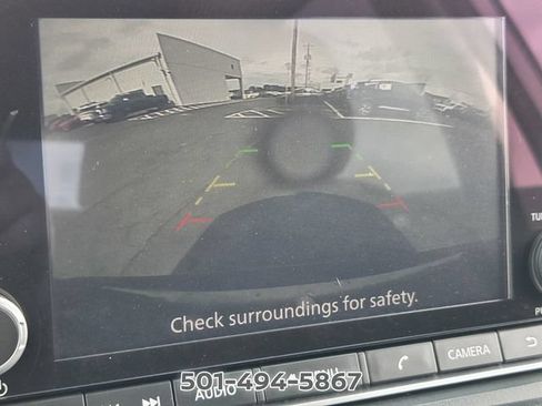 Used 2023 Nissan Rogue S AWD/4WD image 18