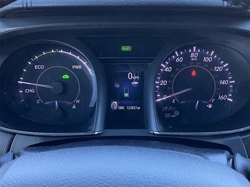 Used 2015 Toyota Avalon Limited image 32