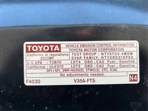 Used 2022 Toyota Tundra Limited w/ Power Package AWD/4WD image 26