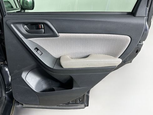 Used 2018 Subaru Forester 2.5i Premium w/ Popular Package #2A image 30