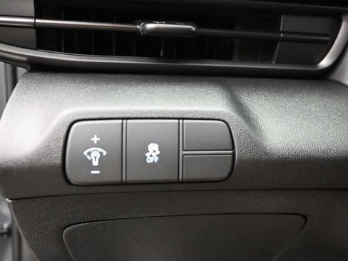 New 2026 Hyundai Elantra SEL Sport FWD image 24