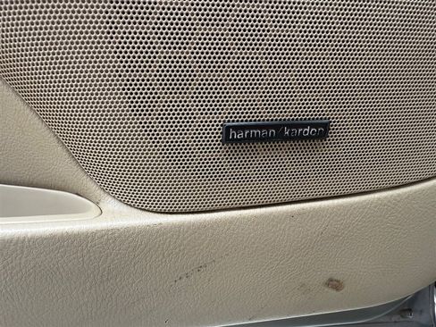 Used 2007 Buick Lucerne CXS image 22