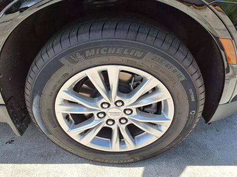 New 2026 Cadillac XT5 Luxury image 7