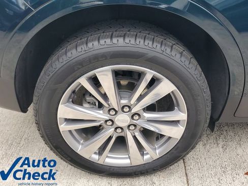 Certified 2024 Cadillac XT5 Premium Luxury w/ Technology Package FWD image 8