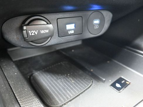 Used 2025 Hyundai Elantra SEL w/ Cargo Package image 33