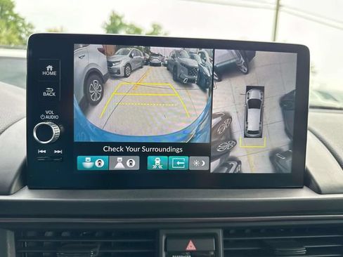 Certified 2025 Honda Pilot TrailSport image 27