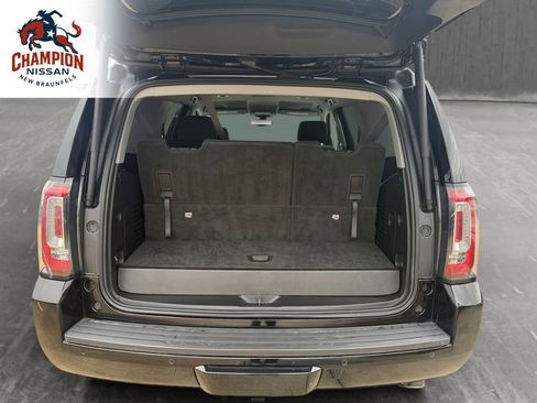 Used 2019 GMC Yukon SLE w/ SLE Value Package AWD/4WD image 18