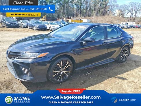 Used 2020 Toyota Camry SE FWD image 1