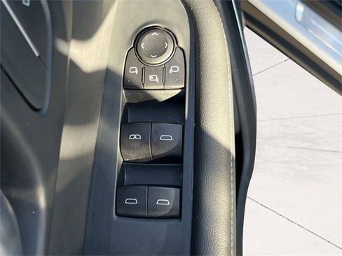 Used 2025 Buick Enclave Preferred image 15