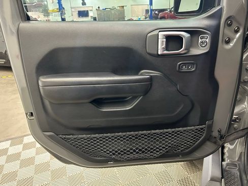 Used 2020 Jeep Wrangler Unlimited Sport AWD/4WD image 18