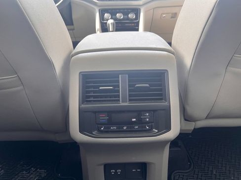Used 2021 Volkswagen Atlas SEL Premium AWD/4WD image 27