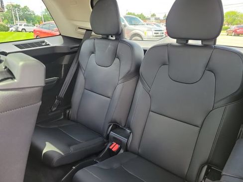 Used 2017 Volvo XC90 T6 Momentum w/ Vision Package AWD/4WD image 20