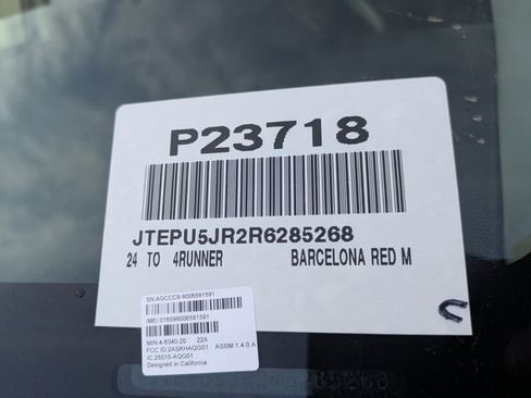 Used 2024 Toyota 4Runner TRD Off-Road image 36