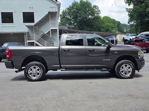 Used 2024 RAM 2500 Laramie AWD/4WD image 8