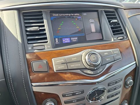 Used 2018 INFINITI QX80 Base image 18